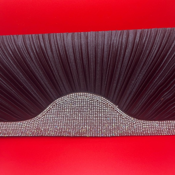 Elegant Crystal Garnish Evening Bag - Picture 2 of 4